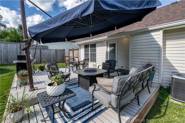 5106 Everett Avenue, Floyds Knobs, IN 47119