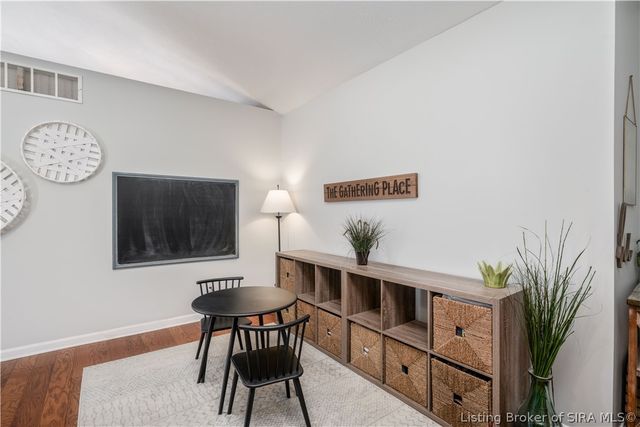 5106 Everett Avenue, Floyds Knobs, IN 47119