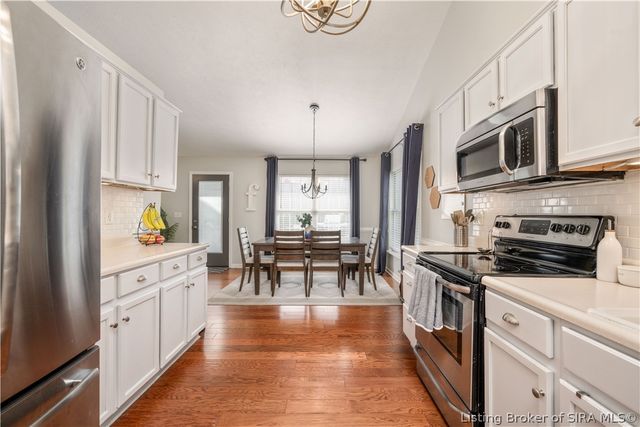 5106 Everett Avenue, Floyds Knobs, IN 47119