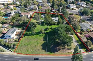4058 Treat Boulevard, Concord, CA 94518
