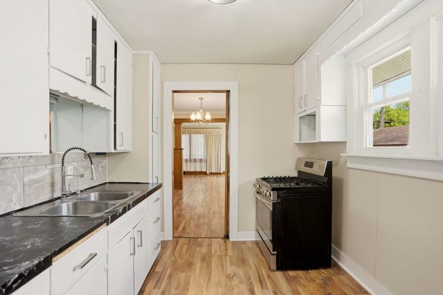 2013 Cooper Avenue, Saginaw, MI 48602