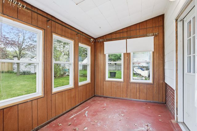 2013 Cooper Avenue, Saginaw, MI 48602