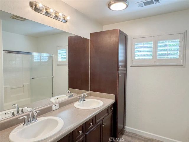 5809 Fernside Court, Bakersfield, CA 93313