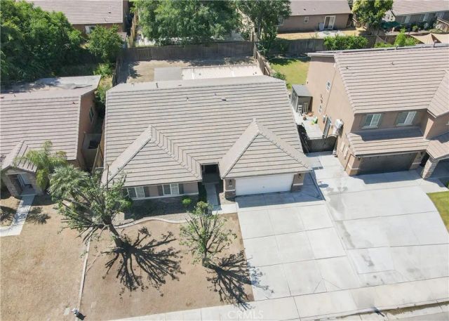 5809 Fernside Court, Bakersfield, CA 93313