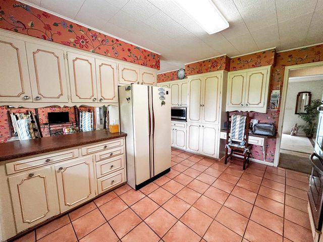 2610 Pewanaga Place, Flint, MI 48507