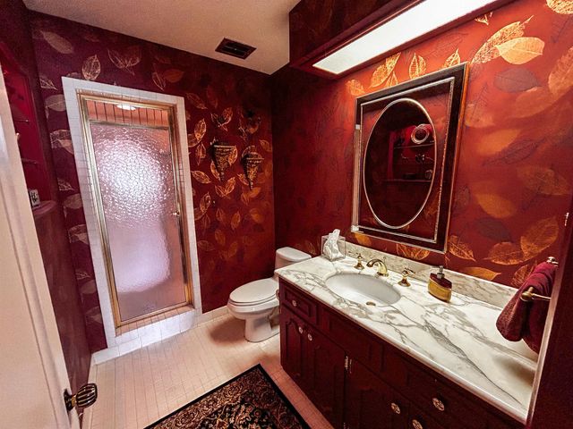 2610 Pewanaga Place, Flint, MI 48507