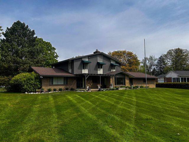 2610 Pewanaga Place, Flint, MI 48507