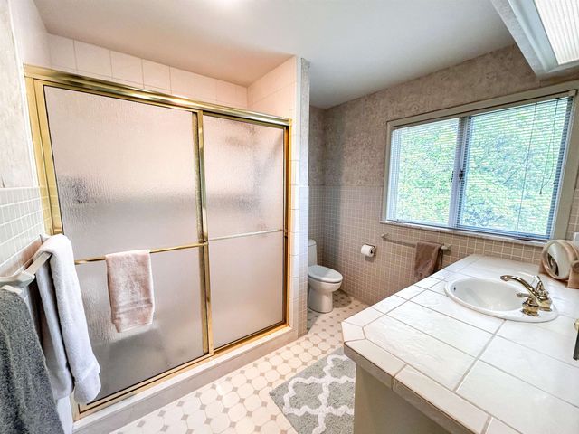 2610 Pewanaga Place, Flint, MI 48507