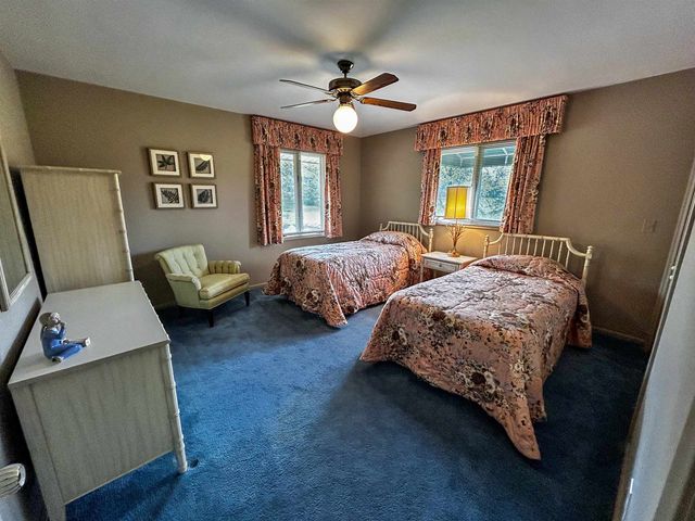 2610 Pewanaga Place, Flint, MI 48507