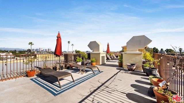 12026 Rhode Island Avenue PH1, Los Angeles, CA 90025