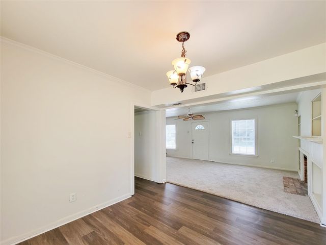 213 Miriam, Baytown, TX 77520