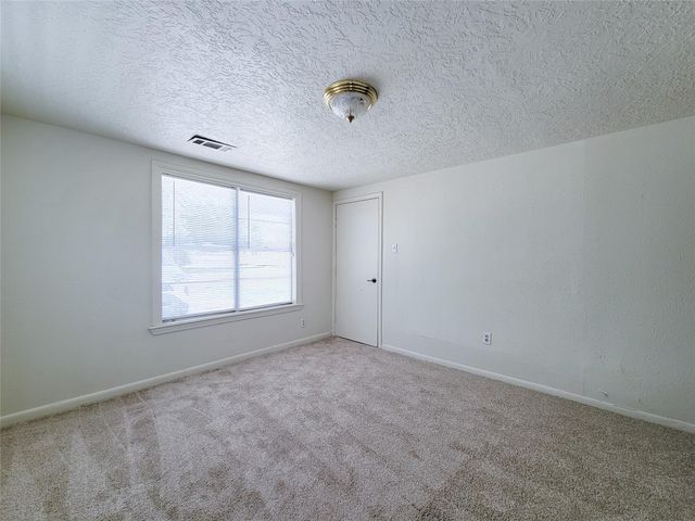 213 Miriam, Baytown, TX 77520