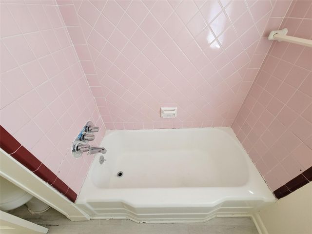 213 Miriam, Baytown, TX 77520