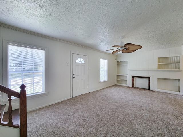 213 Miriam, Baytown, TX 77520