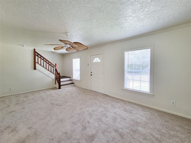 213 Miriam, Baytown, TX 77520