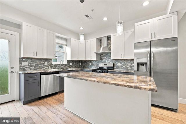 1730 INGERSOLL ST, Philadelphia, PA 19121