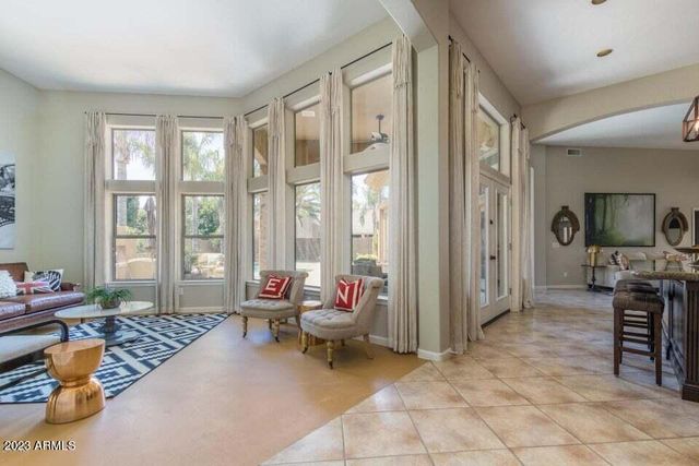6101 E Campo Bello Drive, Scottsdale, AZ 85254