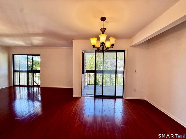 1 Valley Road 205, Stamford, CT 06902