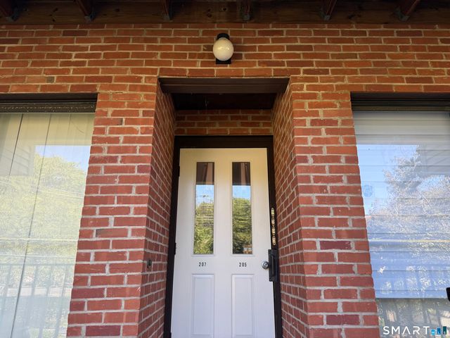 1 Valley Road 205, Stamford, CT 06902