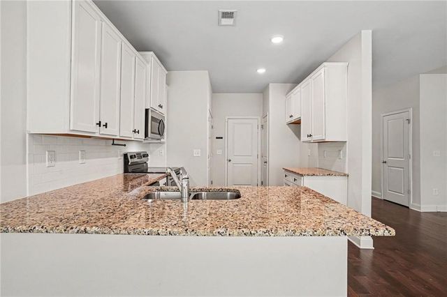 10139 Benton Woods Drive, Covington, GA 30014