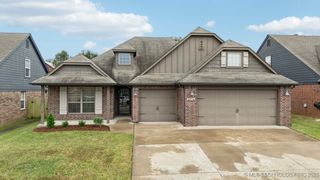 20714 E 34th Place S, Broken Arrow, OK 74014