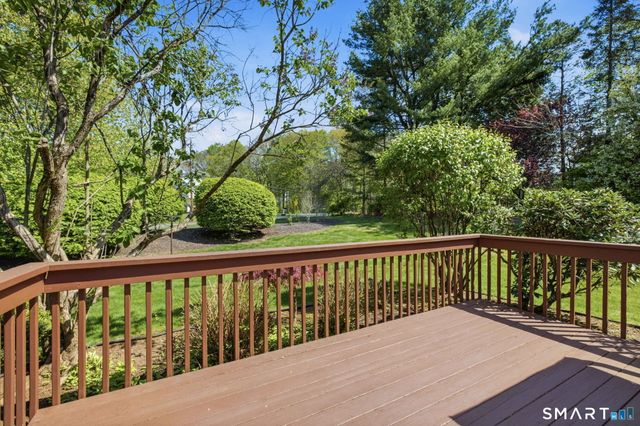 15 Thistle Way B, East Windsor, CT 06016