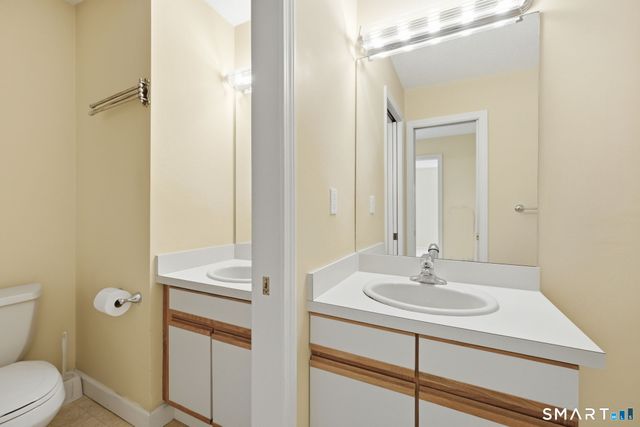 15 Thistle Way B, East Windsor, CT 06016
