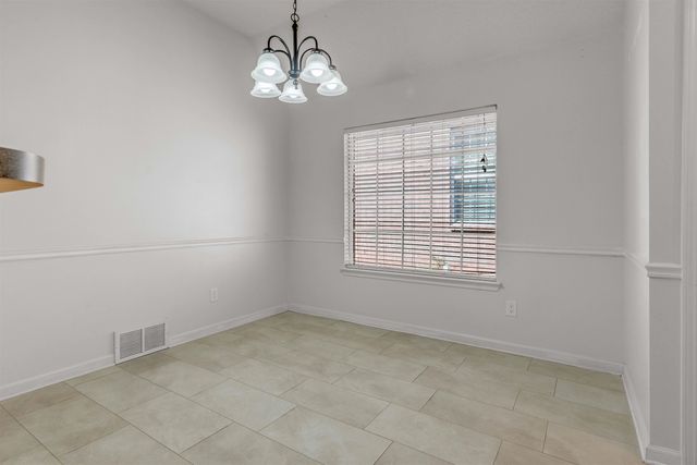 1059 CROSS MEADOW RD, Cordova, TN 38018