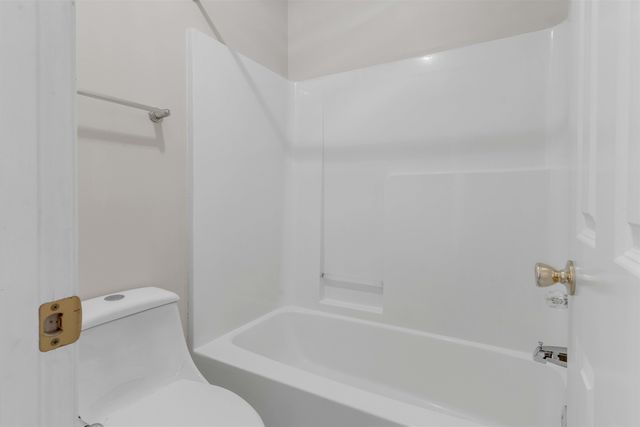 1059 CROSS MEADOW RD, Cordova, TN 38018