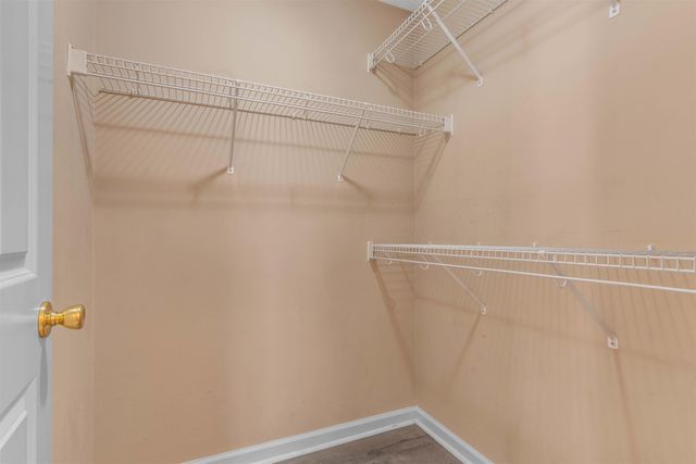 1059 CROSS MEADOW RD, Cordova, TN 38018