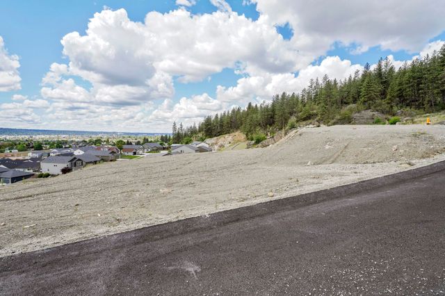 3323 N Stanley Rd, Spokane, WA 99217