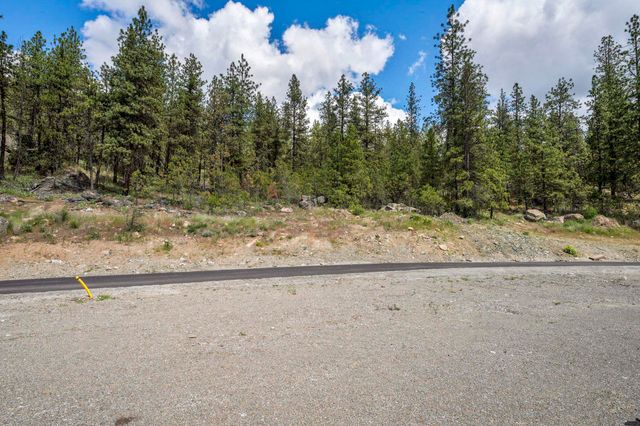 3323 N Stanley Rd, Spokane, WA 99217