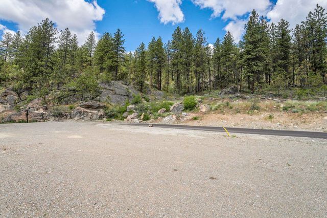 3323 N Stanley Rd, Spokane, WA 99217