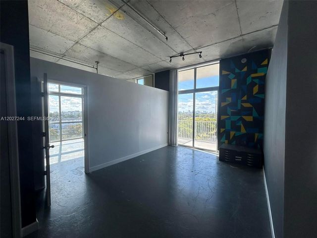 2100 Van Buren Street 506, Hollywood, FL 33020