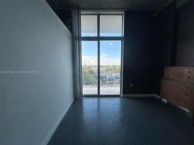 2100 Van Buren Street 506, Hollywood, FL 33020