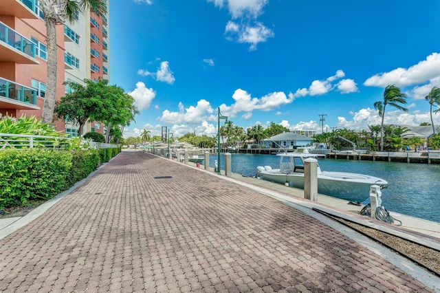 2650 Lake Shore Drive 1005, Riviera Beach, FL 33404