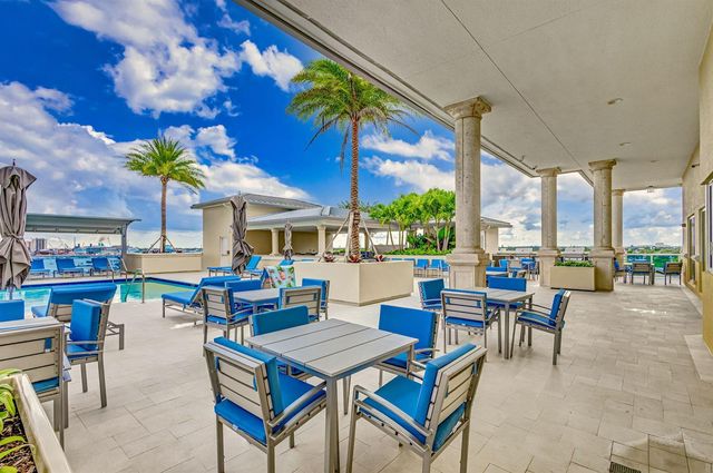 2650 Lake Shore Drive 1005, Riviera Beach, FL 33404