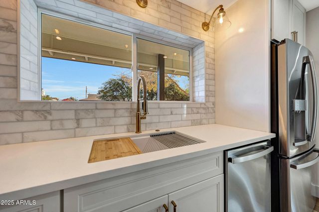 3526 N 85TH Street, Scottsdale, AZ 85251