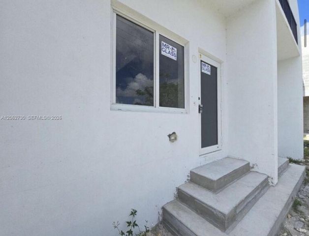 394 NE 174th St, North Miami Beach, FL 33162