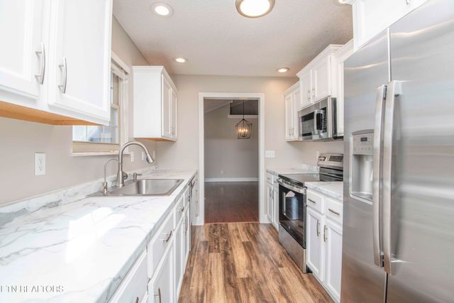 1559 Crestridge Drive, Maryville, TN 37804