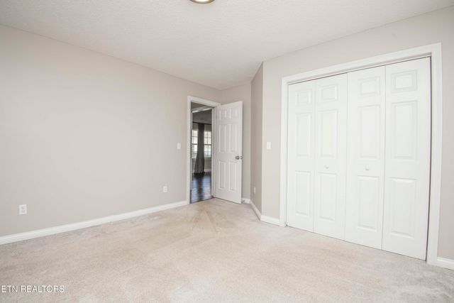 1559 Crestridge Drive, Maryville, TN 37804