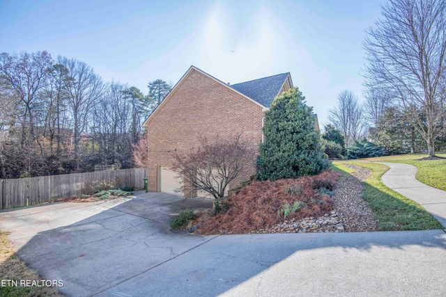 1559 Crestridge Drive, Maryville, TN 37804