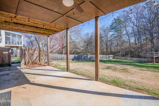 1559 Crestridge Drive, Maryville, TN 37804