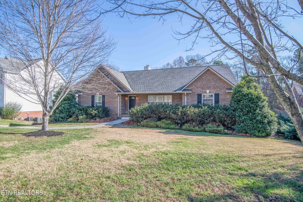 1559 Crestridge Drive, Maryville, TN 37804