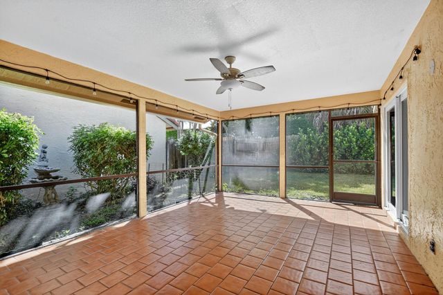 1620 NW 22nd Avenue, Delray Beach, FL 33445