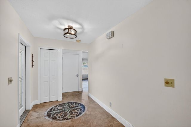 1620 NW 22nd Avenue, Delray Beach, FL 33445