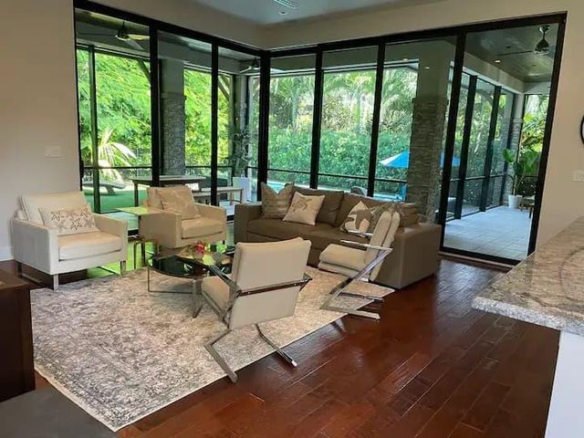 404 NE 13th Avenue, Fort Lauderdale, FL 33301