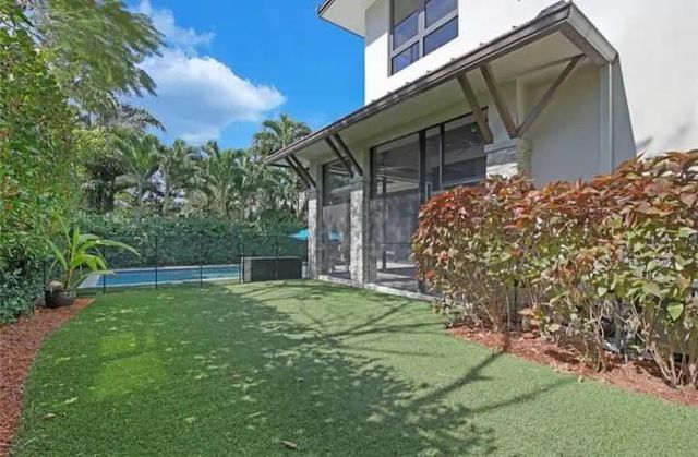 404 NE 13th Avenue, Fort Lauderdale, FL 33301