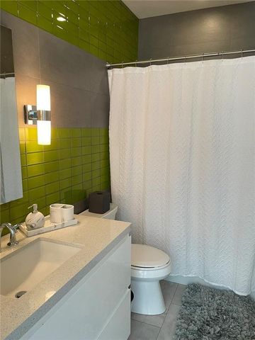 404 NE 13th Avenue, Fort Lauderdale, FL 33301