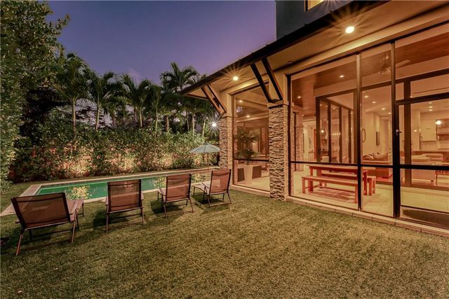 404 NE 13th Avenue, Fort Lauderdale, FL 33301